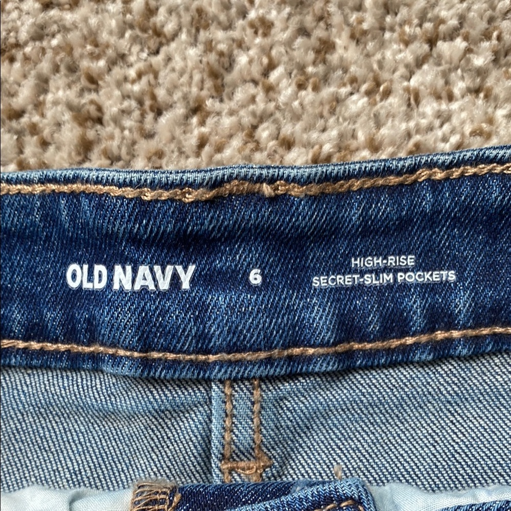 Old Navy NWT High Rise Button Front Blue Secret-Slim Pockets Denim Mini Skirt. 6 - Picture 4 of 11